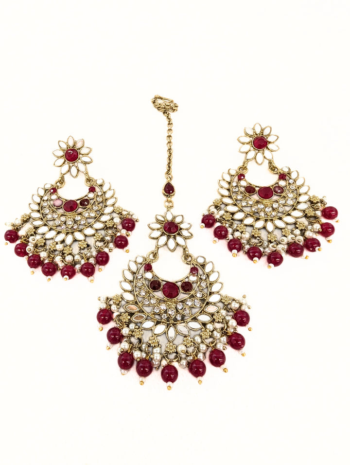 DIYA MIRROR EARRINGS AND TIKKA