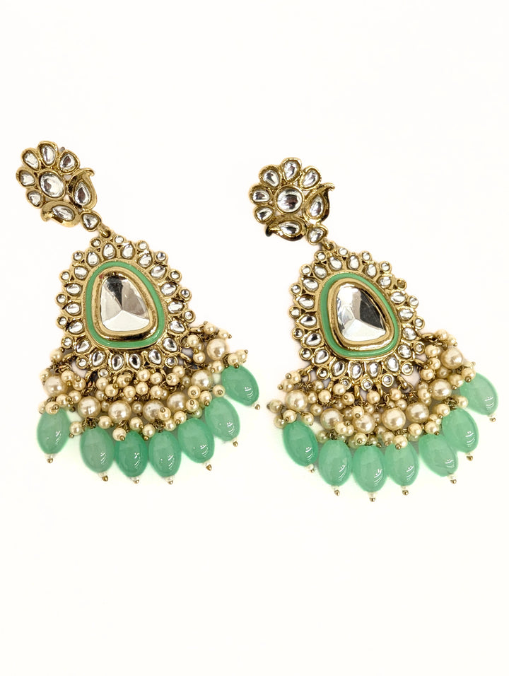 Anika Kundan Earrings