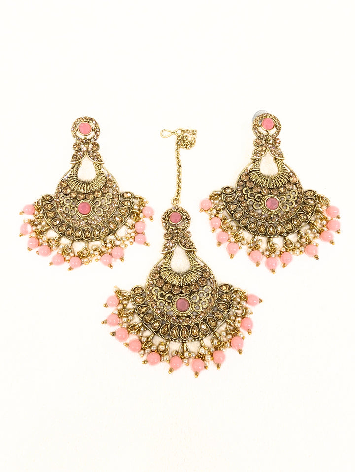 NITHYA POLKI EARRINGS WITH TIKKA