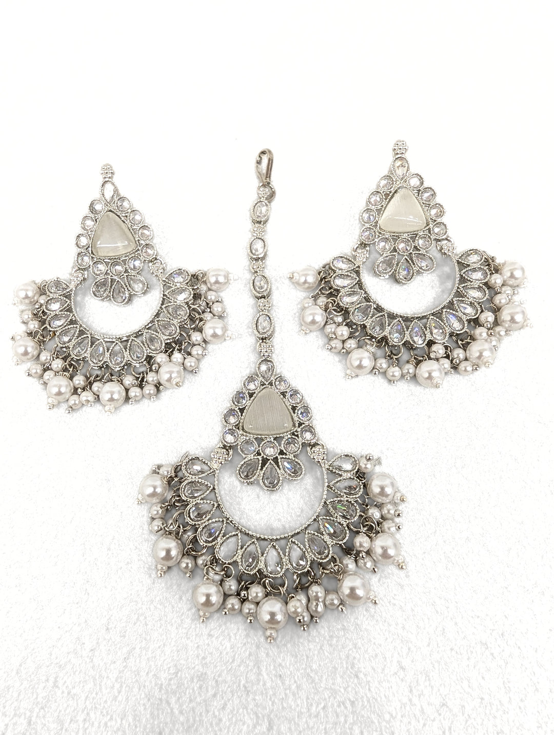 Vrinda Polki Earrings With Tikka