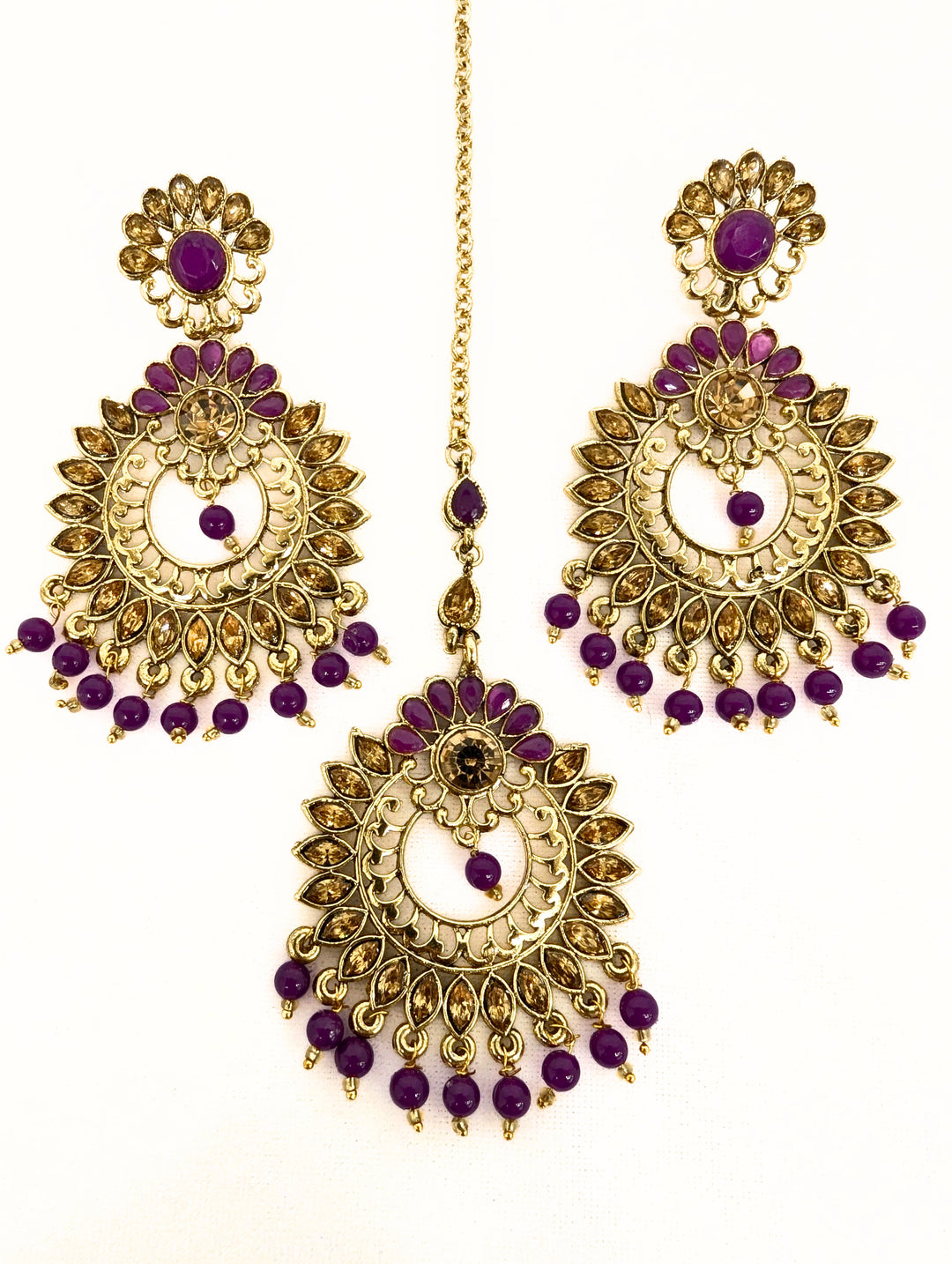 BHAVYA POLKI EARRING AND TIKKA