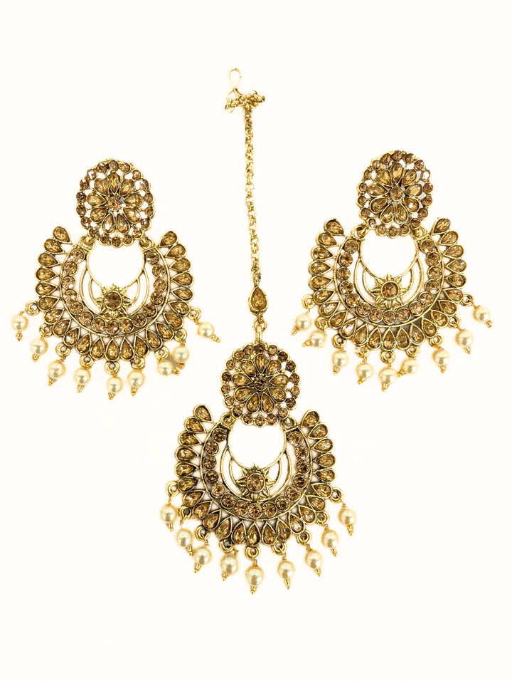 RUPALI POLKI EARRING AND TIKKA