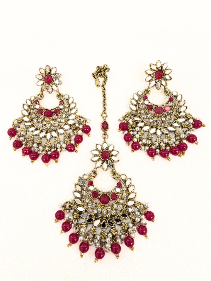 DIYA MIRROR EARRINGS AND TIKKA