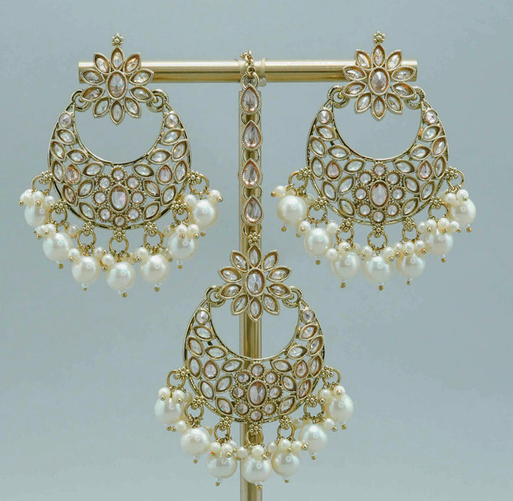 NEHA POLKI EARRINGS WITH TIKKA