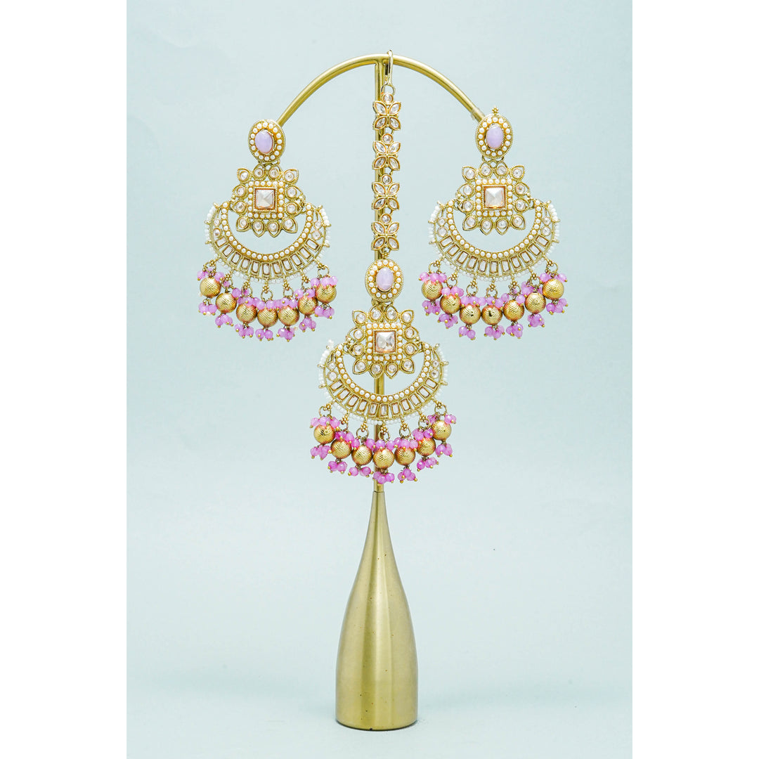 MANIKA POLKI EARRINGS WITH TIKKA