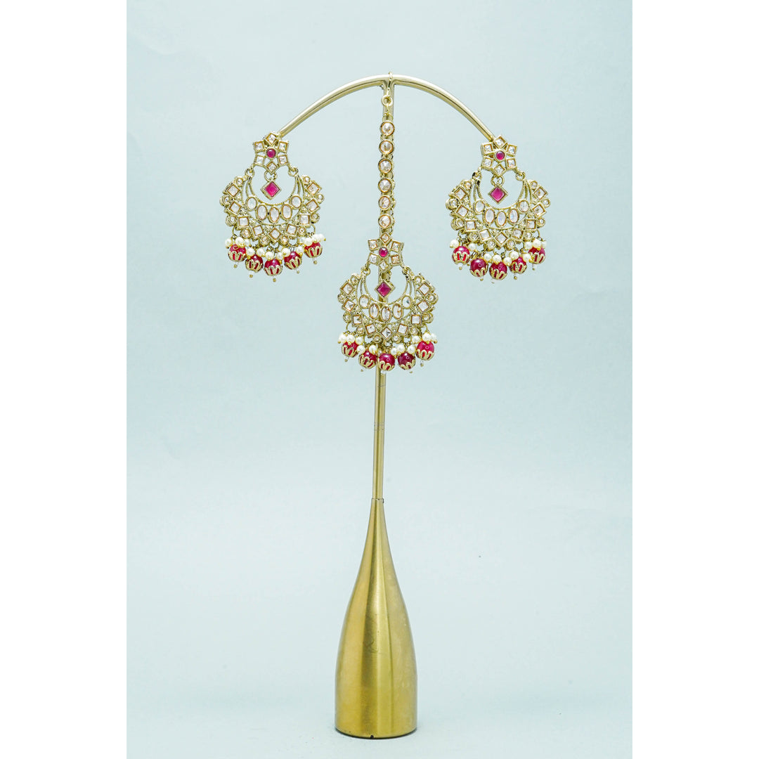 SAKSHI EARRINGS WITH TIKKA