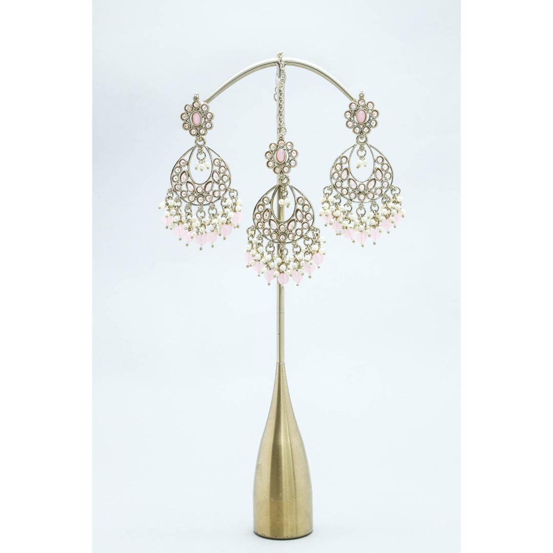 SHIVANI POLKI EARRINGS WITH TIKKA