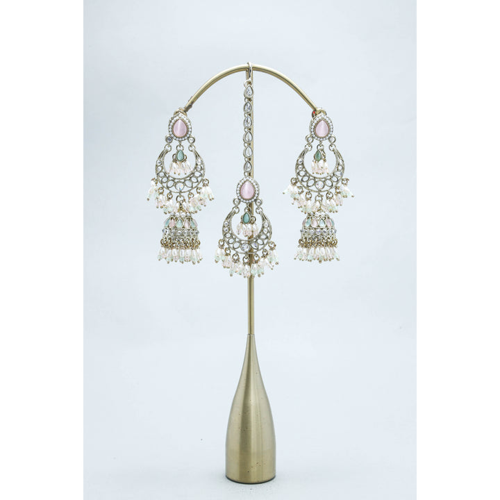 PRIYA POLKI EARRINGS WITH TIKKA