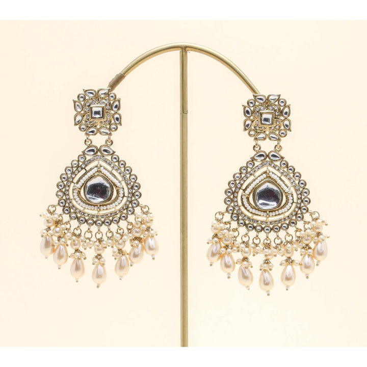 Tanya Kundan Earrings