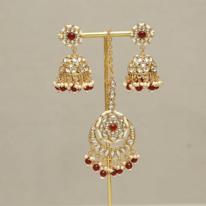 Girisha Kundan Earrings And Tikka