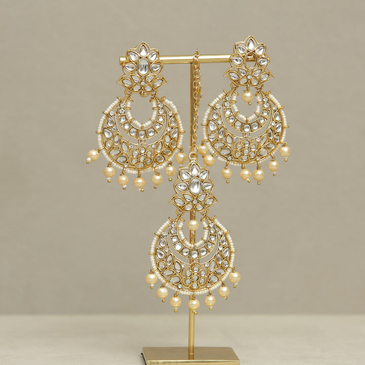 Emilia Kundan Earrings And Tikka