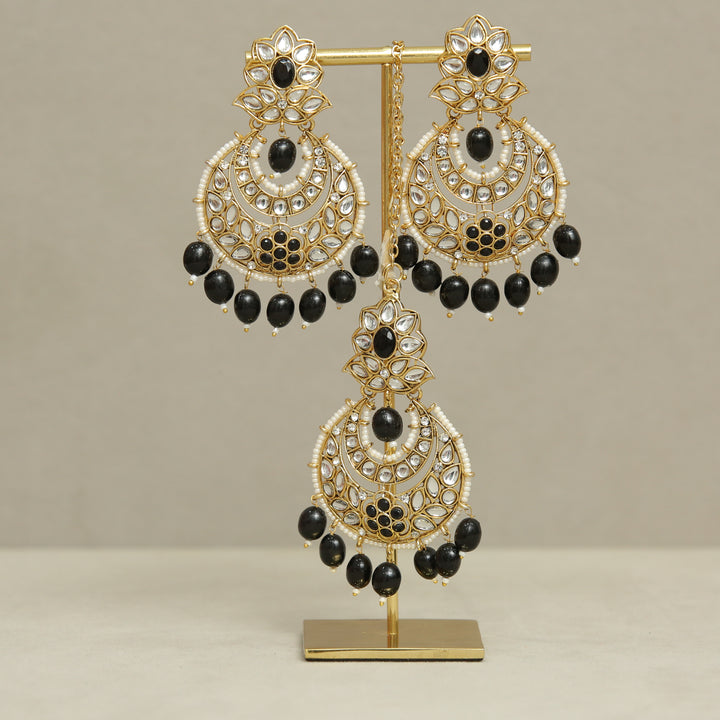 Emilia Kundan Earrings And Tikka