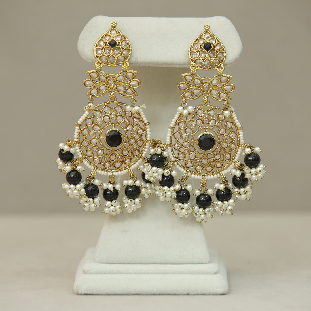 Jiya Pokli Earrings