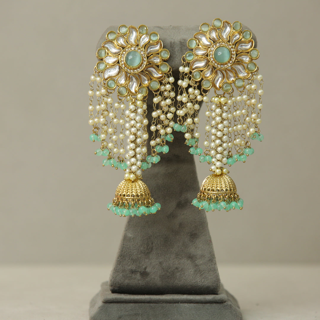 Aria Kundan Earrings