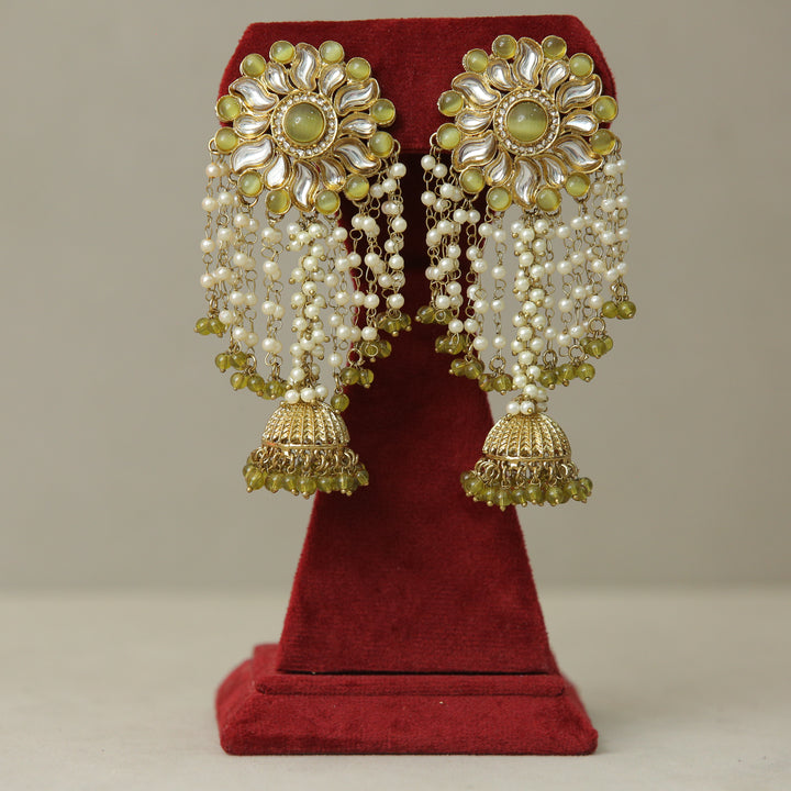 Aria Kundan Earrings