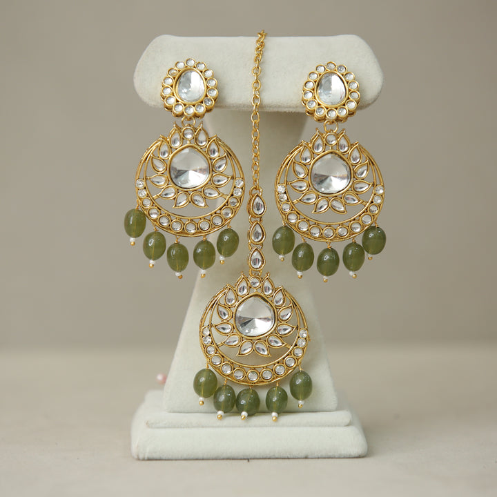 Pari Kundan Earrings And Tikka