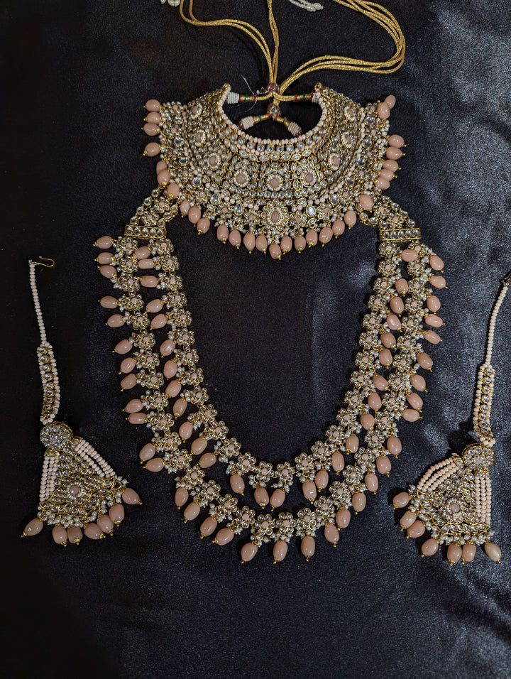 Inaaya Kundan Bridal Full Set