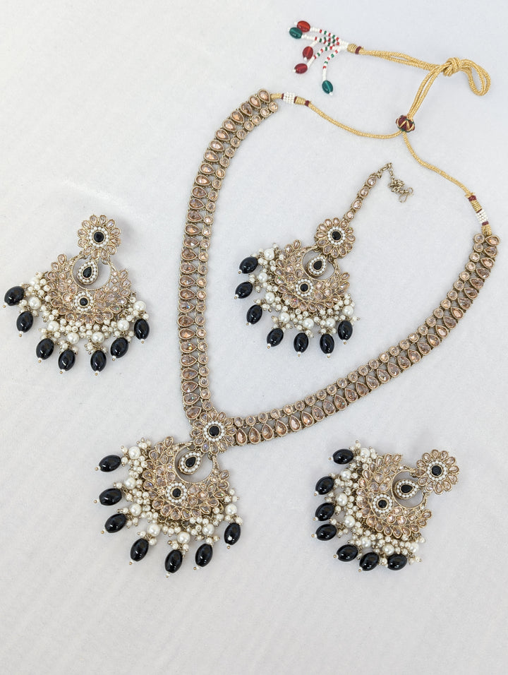 KASHVI POLKI MALA SET