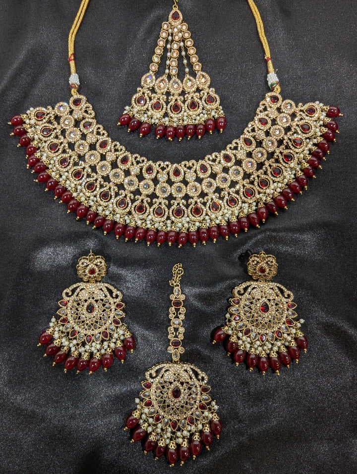 Shalini Polki Semi Bridal Set