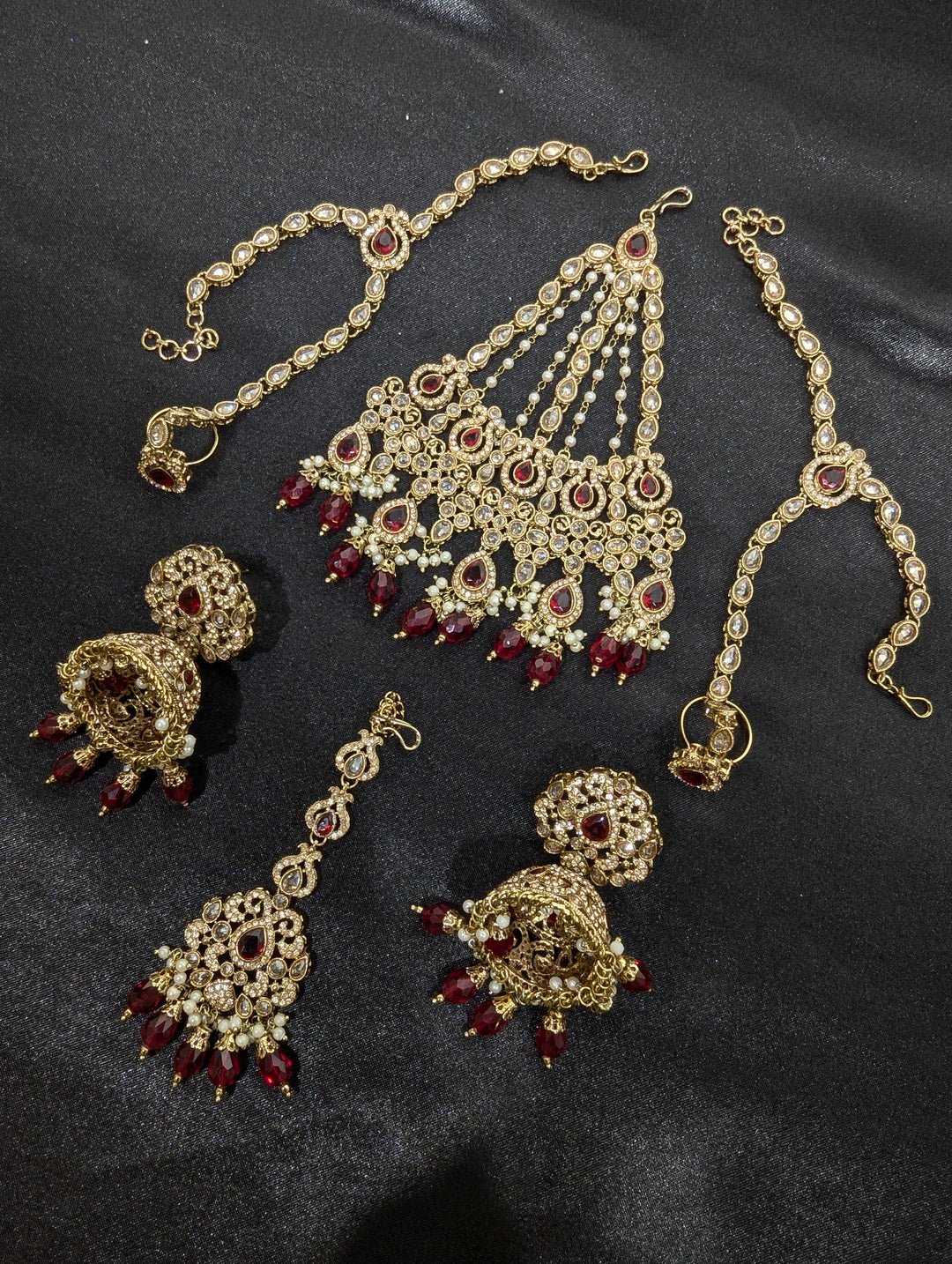 Aishani  Polki Semi Bridal Set