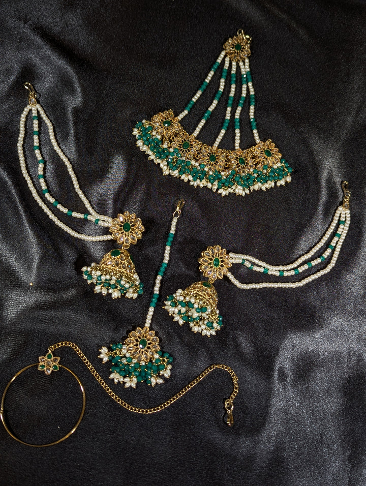 Gayatri Polki Semi Bridal Set