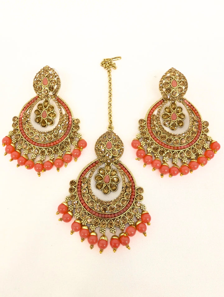 RAVEENA POLKI EARRING AND TIKKA