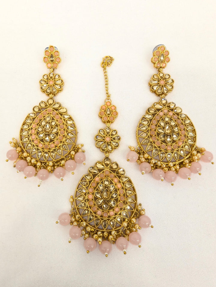 Tanishka Polki Earrings and Tikka