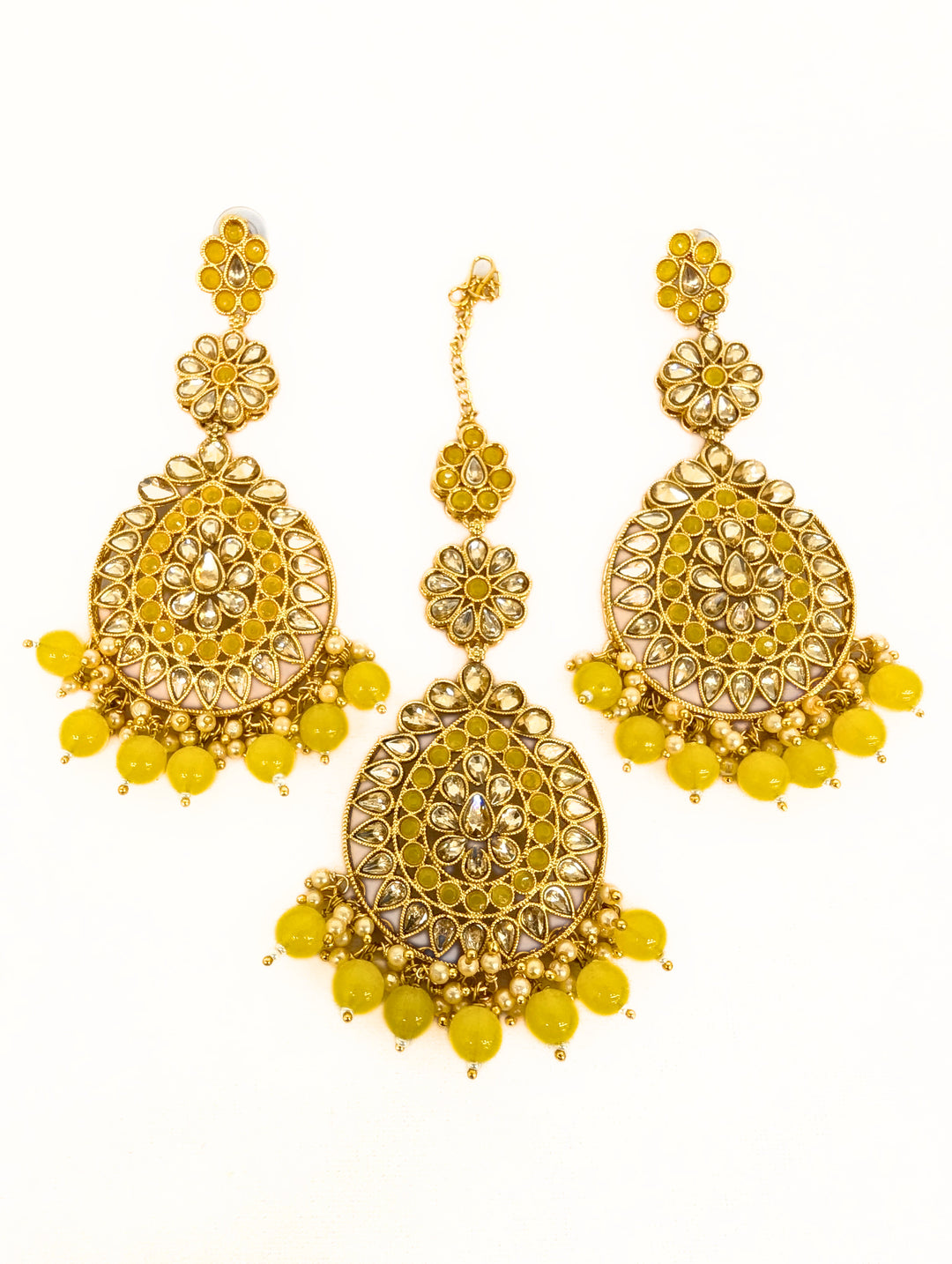 Tanishka Polki Earrings and Tikka