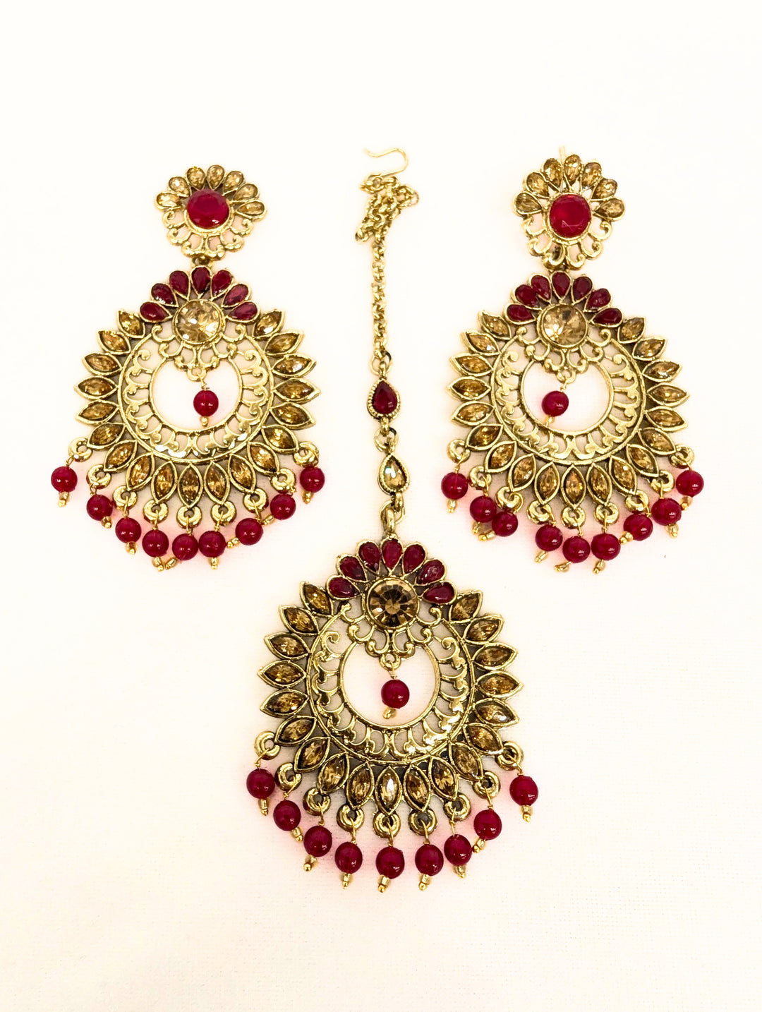 BHAVYA POLKI EARRING AND TIKKA