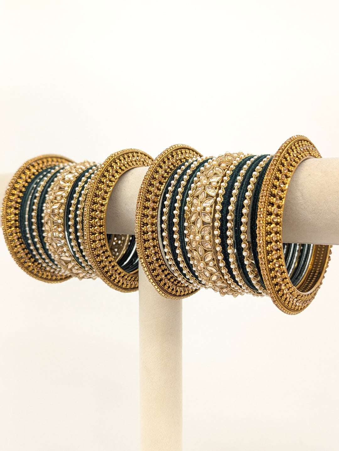 Avni Stones Bangles  - 2 HAND SET