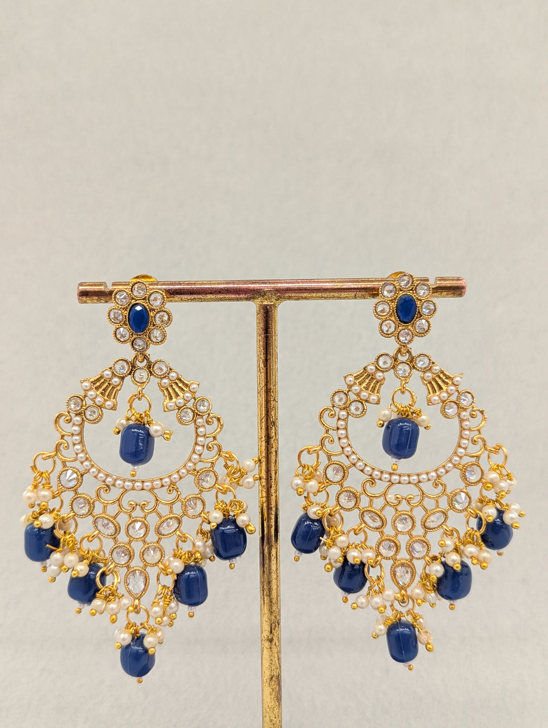 ISHANI STONE EARRINGS