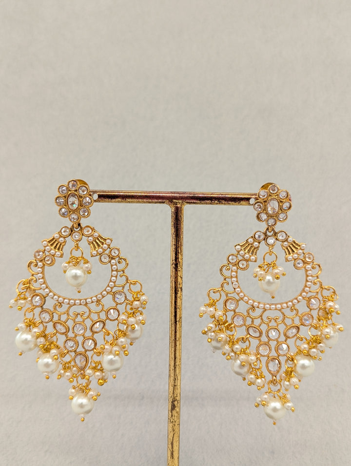 ISHANI STONE EARRINGS