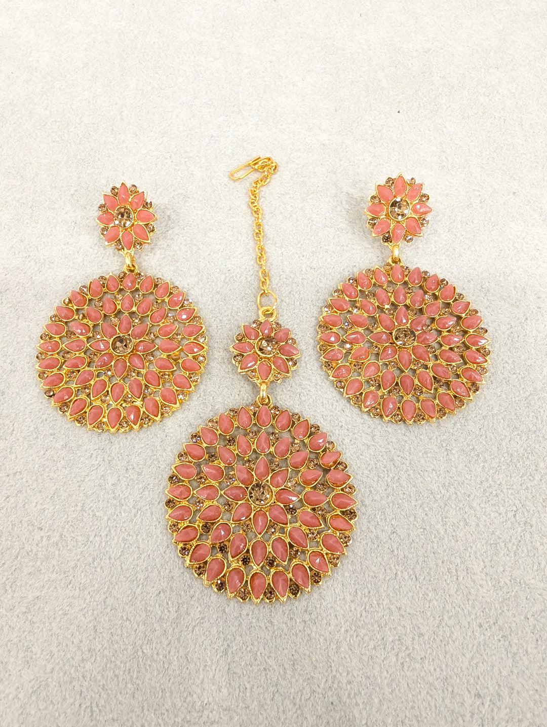 Sakshi Stone Earrings and Tikka