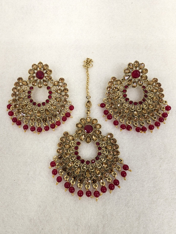 Prerna Stone Earring With Tikka