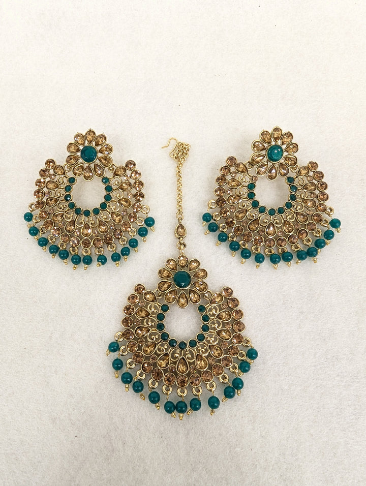 Prerna Stone Earring With Tikka