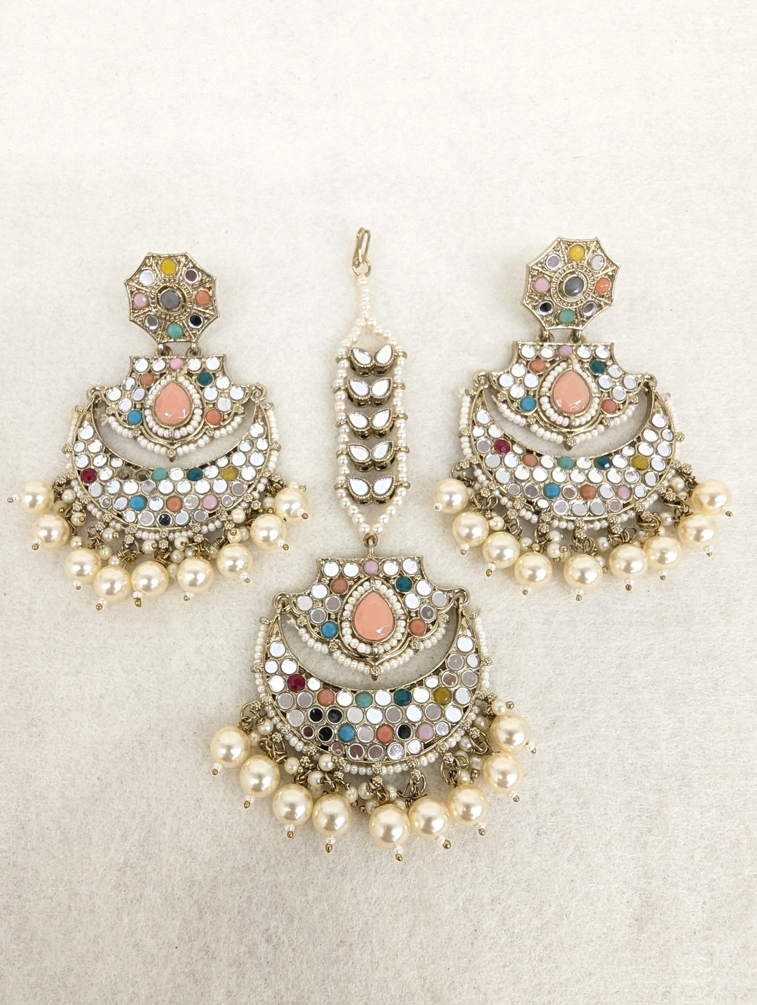 Manpreet Mirror Earring With Tikka