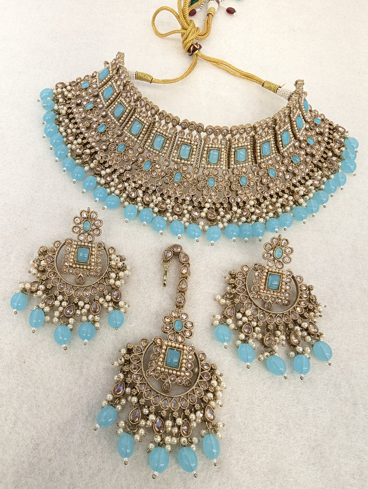 Divya Polki Full Set With Earring and Tikka
