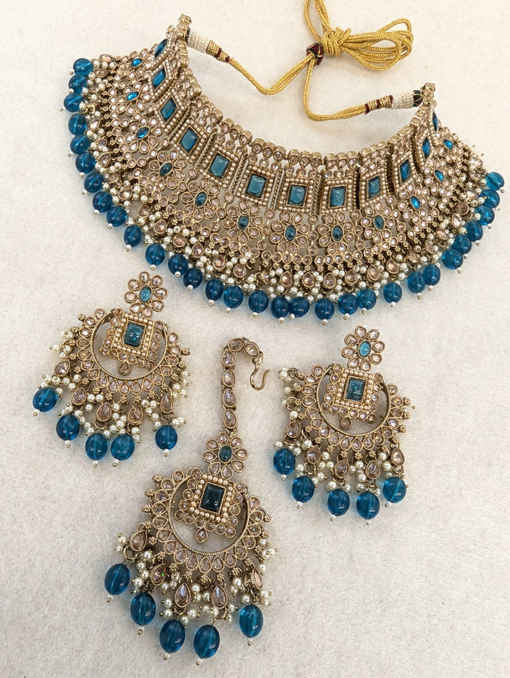 Divya Polki Full Set With Earring and Tikka