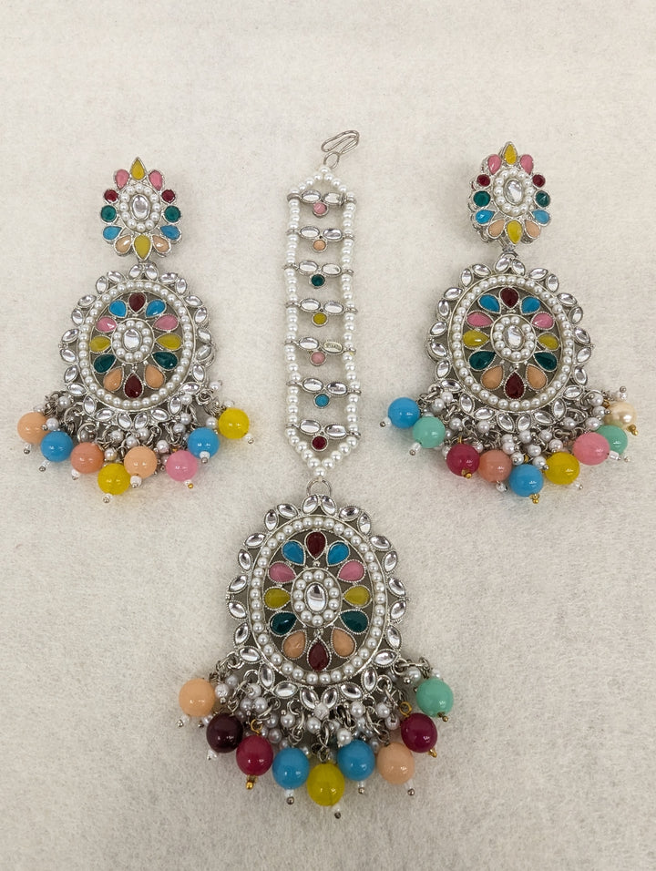 Mishti Stone Earring With Tikka