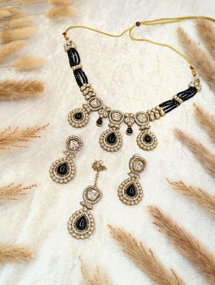 Manika Stone Full  Set