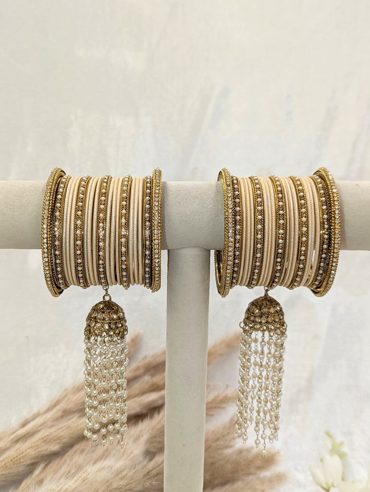 Amaya Jhumka Stone Bangles