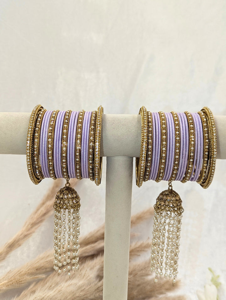 Saanvi Jhumka Stone Bangles