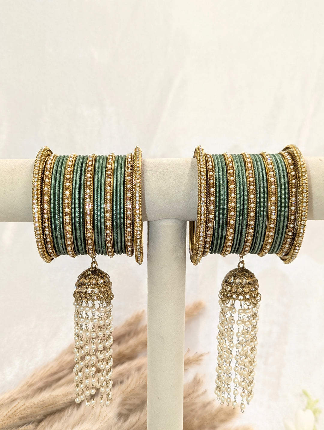 Saanvi Jhumka Stone Bangles