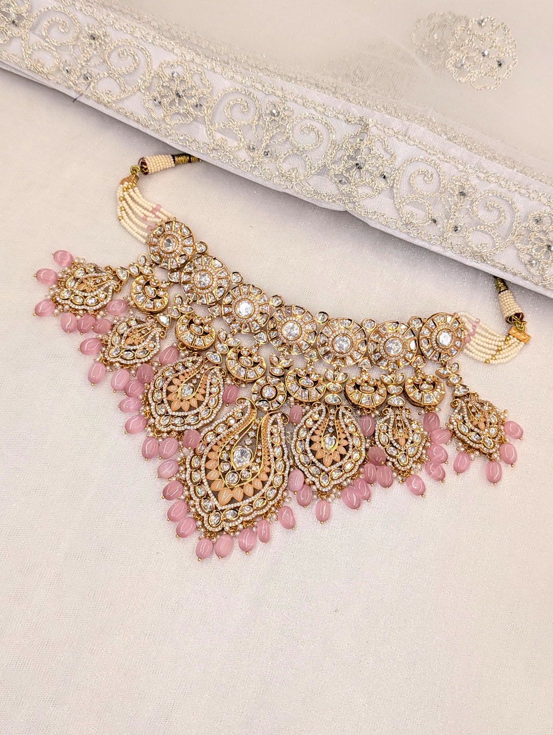 Gauri Pure Uncut Kundan Bridal Set