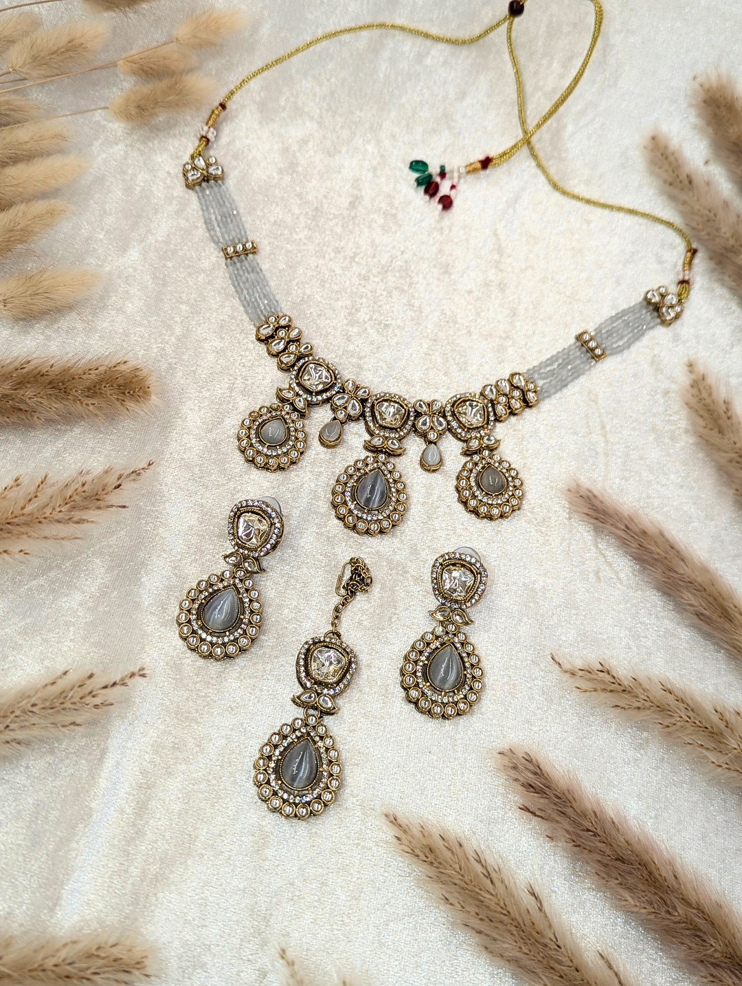 Manika Stone Full  Set