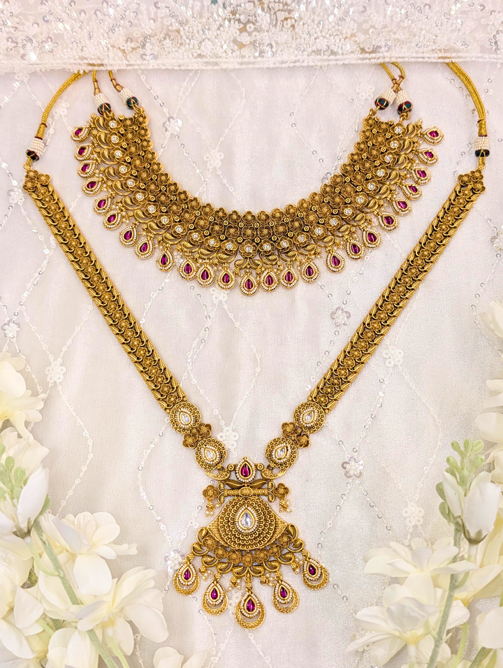 Sakshi Pure Kundan Antique Gold Bridal Set