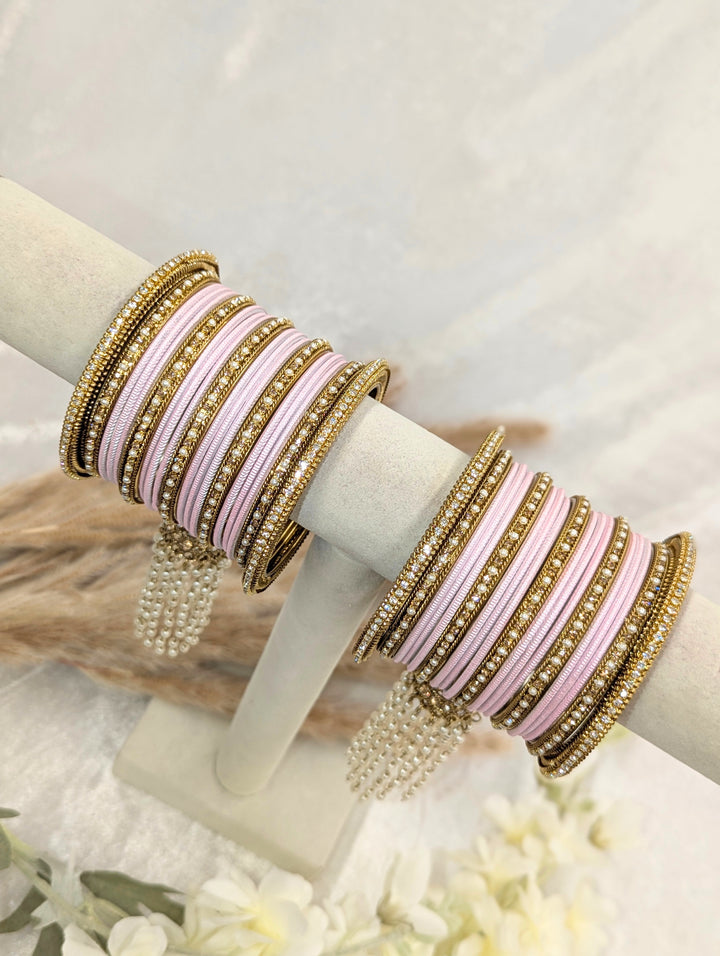 Siya Jhumka Stone Bangles