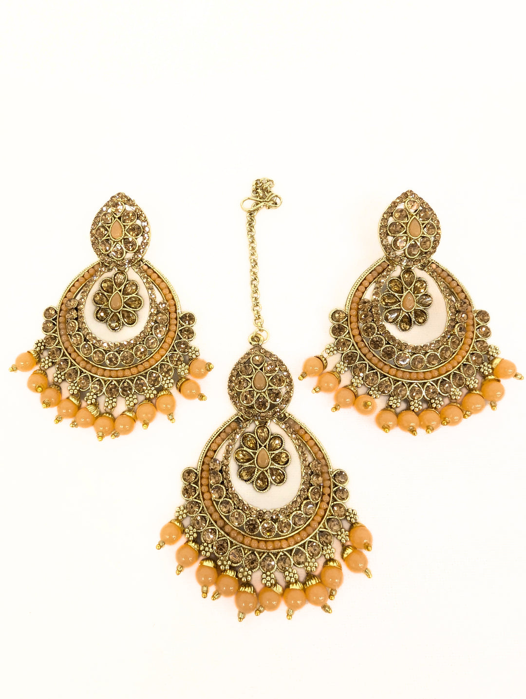 RAVEENA POLKI EARRING AND TIKKA