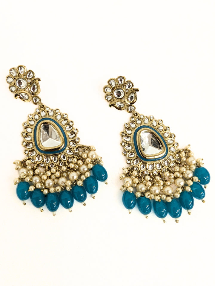 Anika Kundan Earrings