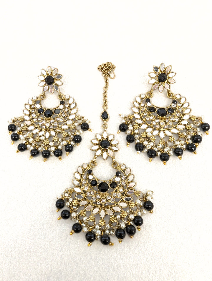 AMRITA MIRROR EARRINGS AND TIKKA